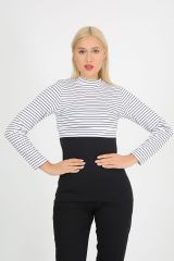 Crop Likralı Beyaz Siyah Çizgili Crop İçlik